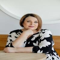 Dr Elizma van der Smit